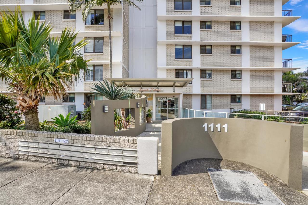 Beach Palms Holiday Apartments Голд-Кост Экстерьер фото